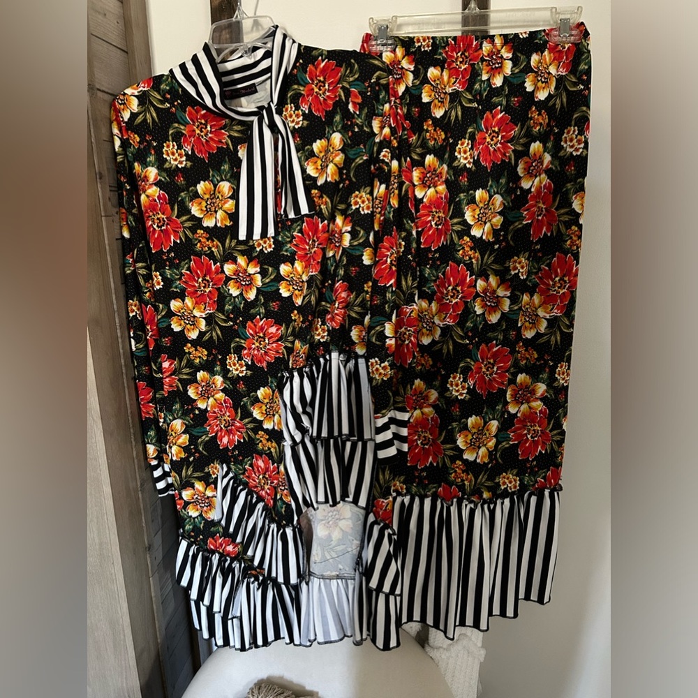 🔹SOLD 🔹One Sew Modest Outfit